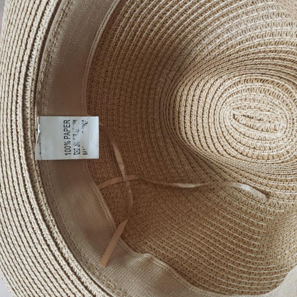 Straw hat - Picture 4 of 4